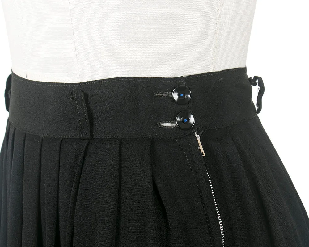 1940s Black Cold Rayon Pleated Skirt | small/medium