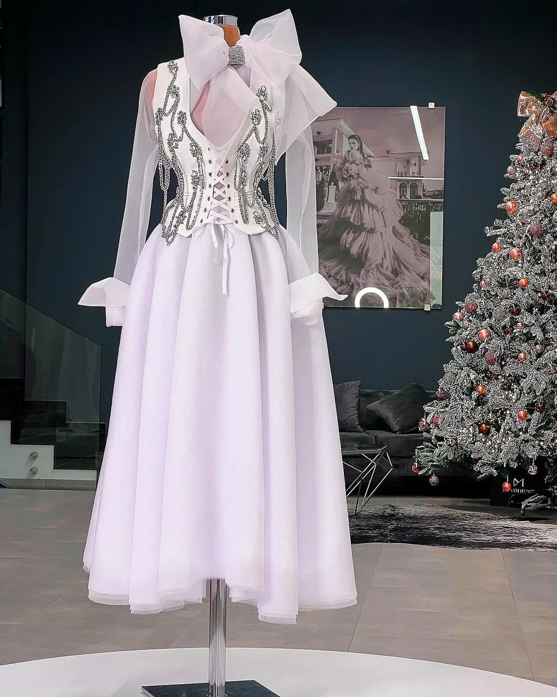 Ainhoa White Elegant Long Sleeves Evening Dress
